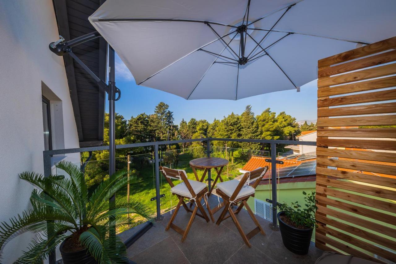 Apartmani Antoneta Kaštela Esterno foto