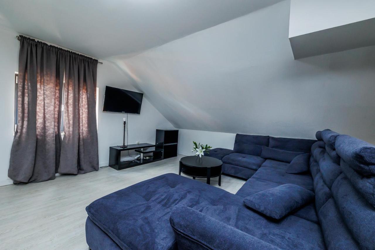 Apartmani Antoneta Kaštela Esterno foto